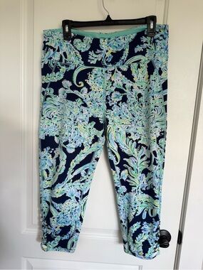 Lilly Pulitzer Lux 21" Weekender High Rise Crop Leggings Scuba Doo lattice XL